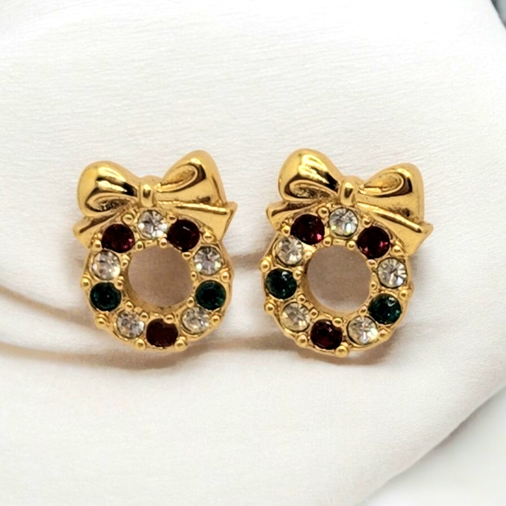 Vintage Avon christmas wreath earrings